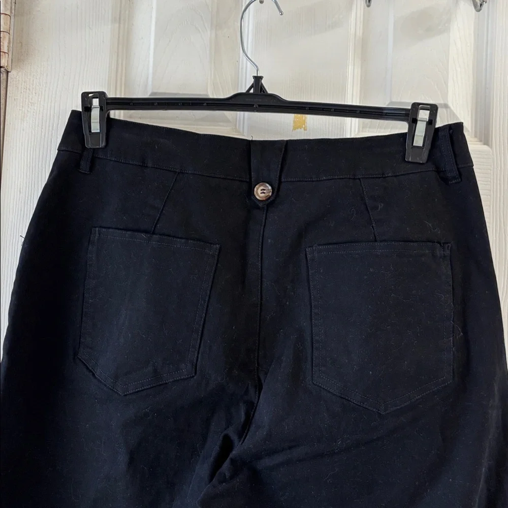 Flamingals wide leg cropped Button-Up Pants. NWT - Picture 5 of 6